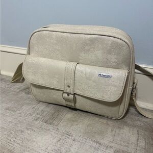 Samsonite Beige Vintage Travel Bag